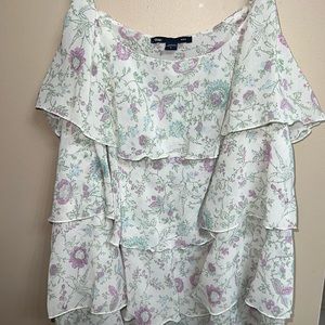 adorable GAP ruffle top!